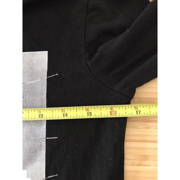 True Religion | Pullover Crewneck Top Youth Girls Size L 14-16 Black Graphic Tee - Picture 5 of 8